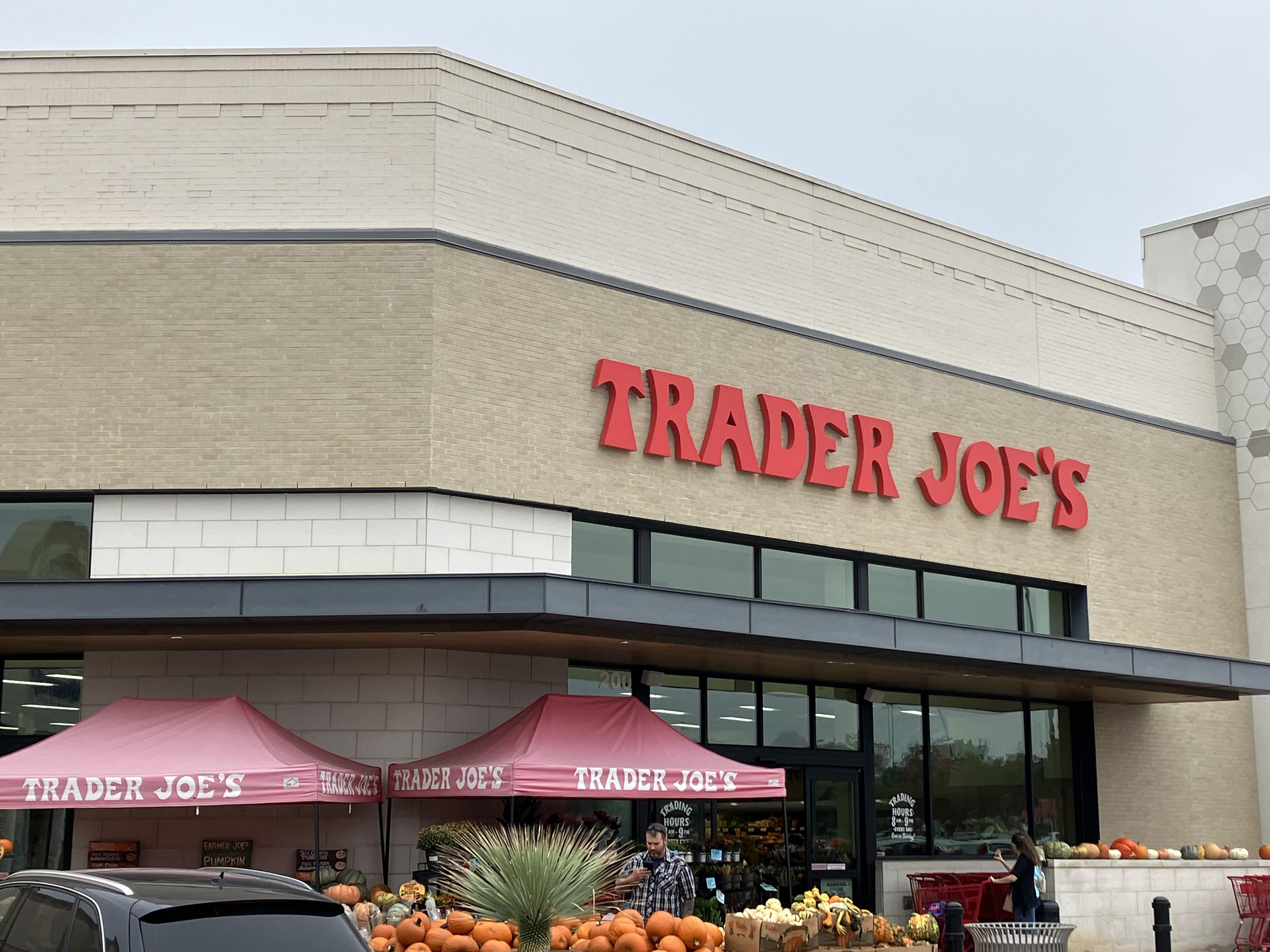 Trader Joe’s grocery store files trademark lawsuit against Trader Joe DEX